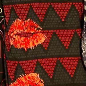 Lularoe OS Valentines Leggings (NWOT)
